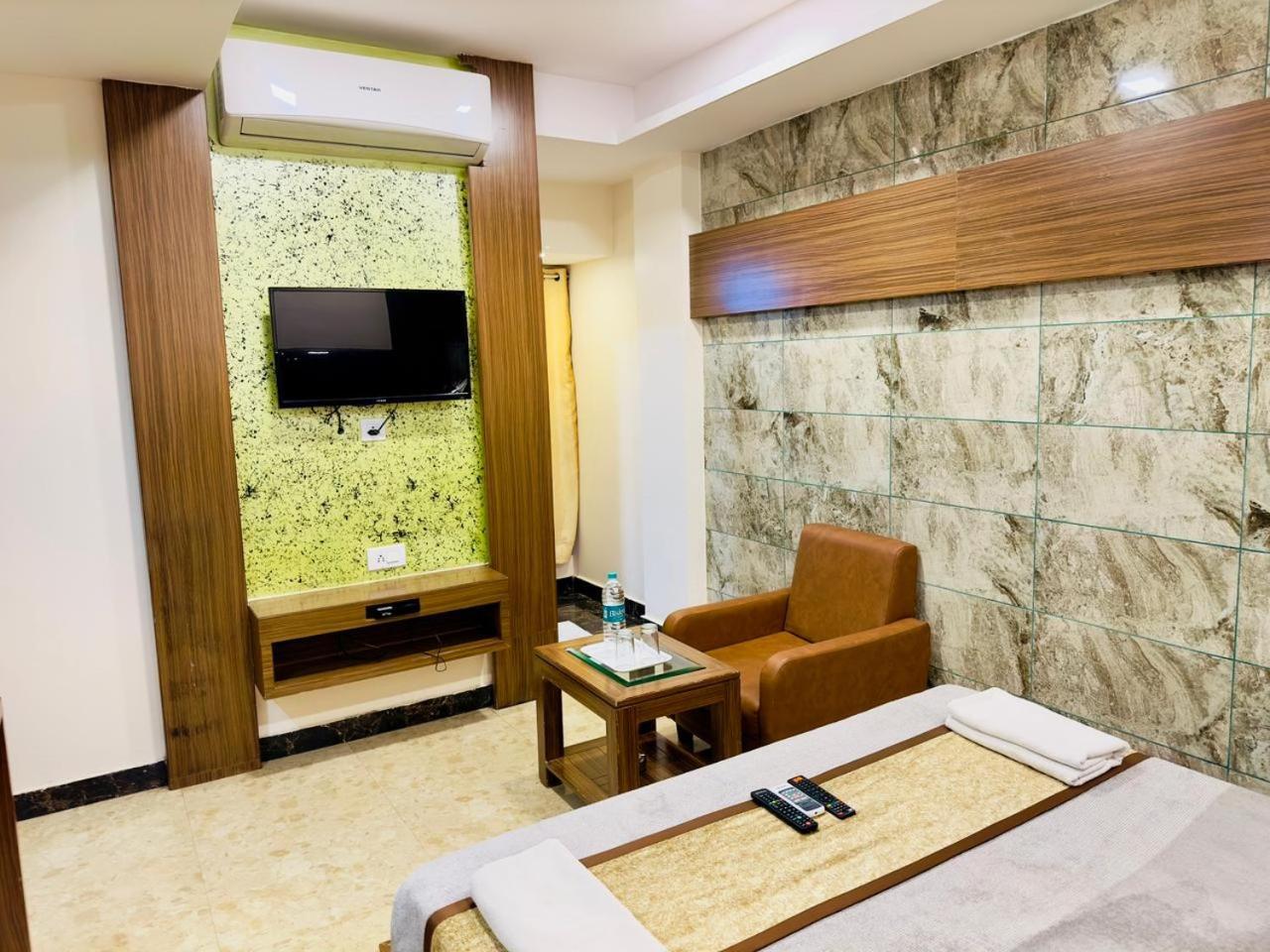 Sheraton Grande At Puratchi Thalaivar Dr Mgr Central Railway Station Madrás Exterior foto